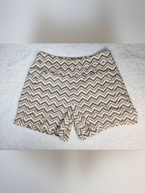 Antroplogie Cartonnier Zig-zag Chevron High Rise Shorts in Cream and Brown